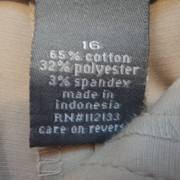 NWT Apt 9 Women's Size 16 Maxwell Fit Beige Capri Pants Cropped Faux Croc Belt - Picture 9 of 11